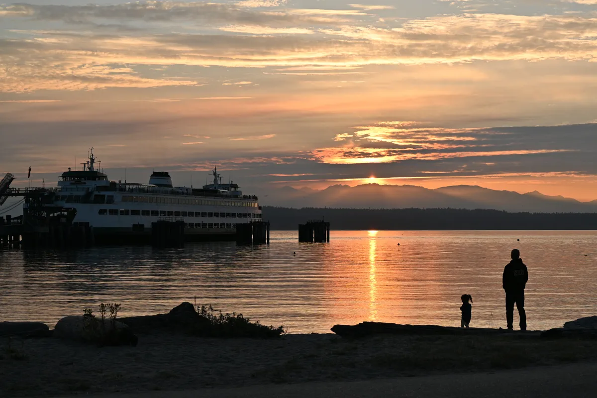 Edmonds Ferry Sunset